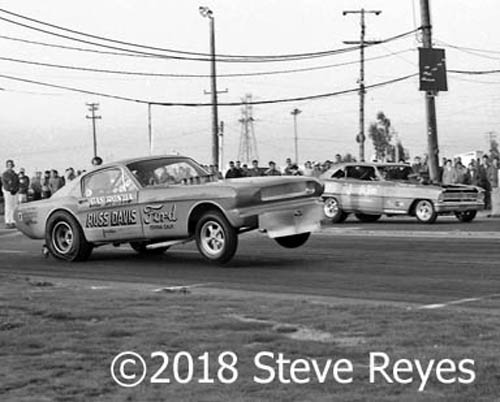 Drag racer and Funny Car pioneer Gaspar Gas Ronda, 1926-2017