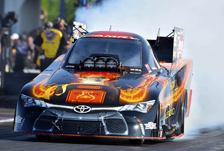 Drag race central presented by summitracing